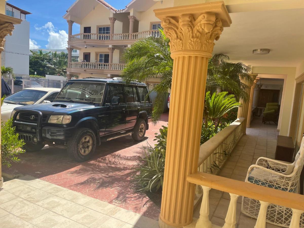 Yonah comfort punta cana Esterno foto